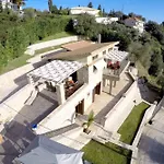 Greece Holidays ニキアナ